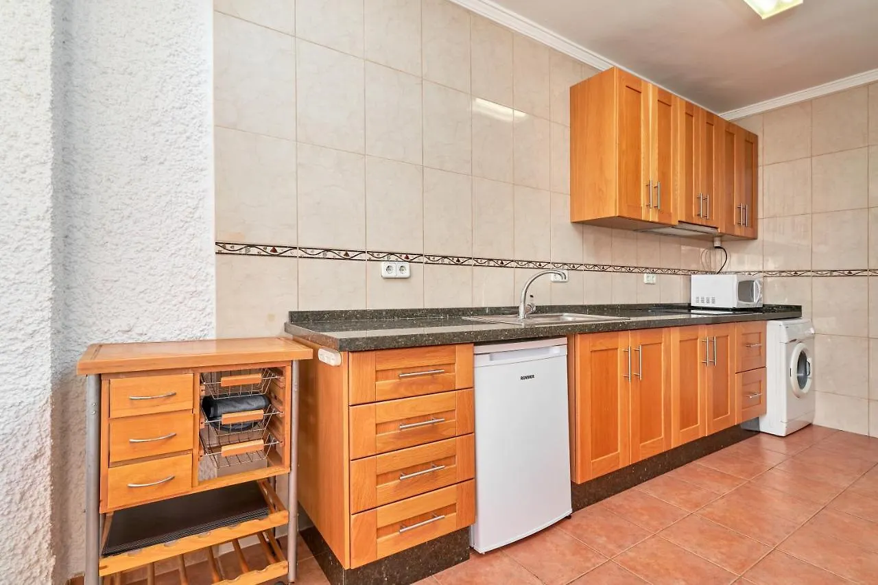 Carabeo 23- Acceso A La Playa Apartment Nerja 0*,